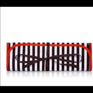 henri bendel Jewelry - Henri bendel jewelry roll henri bendel Jewelry - Henri bendel jewelry roll
